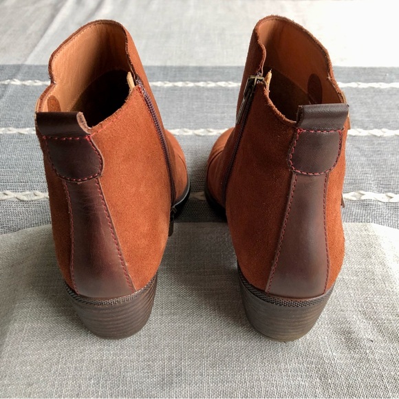 Excellent Like NEW Pikolinos Sienna Suede Braid-Detail Tassel Booties, Size 40 - Picture 3 of 7